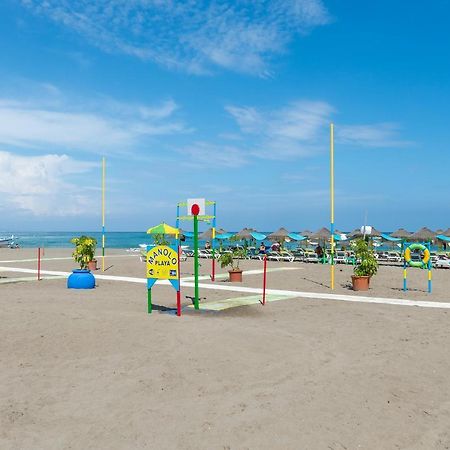 Homeforguest Bright Studio In La Carihuela Near The Beach Torremolinos Buitenkant foto