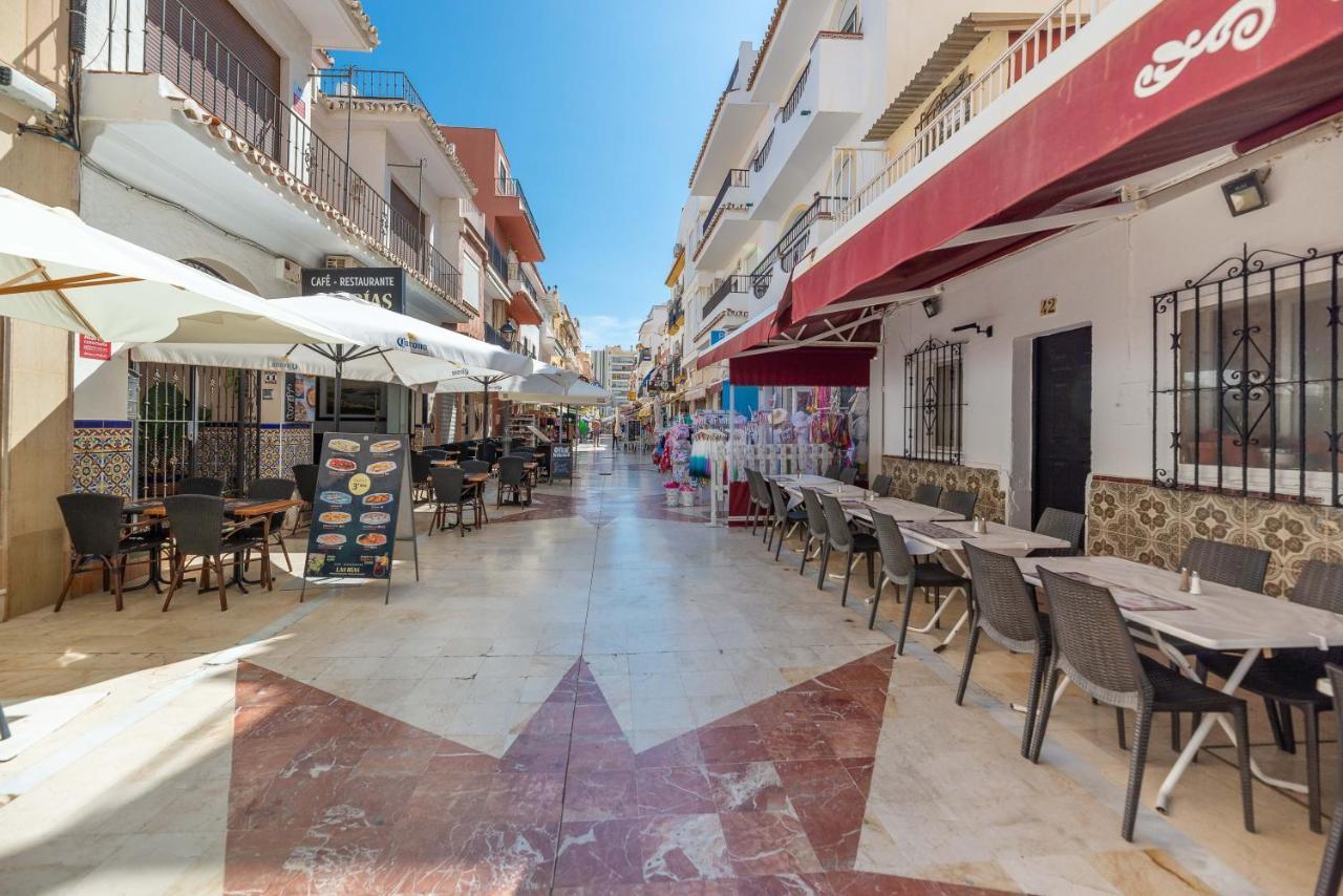 Homeforguest Bright Studio In La Carihuela Near The Beach Torremolinos Buitenkant foto