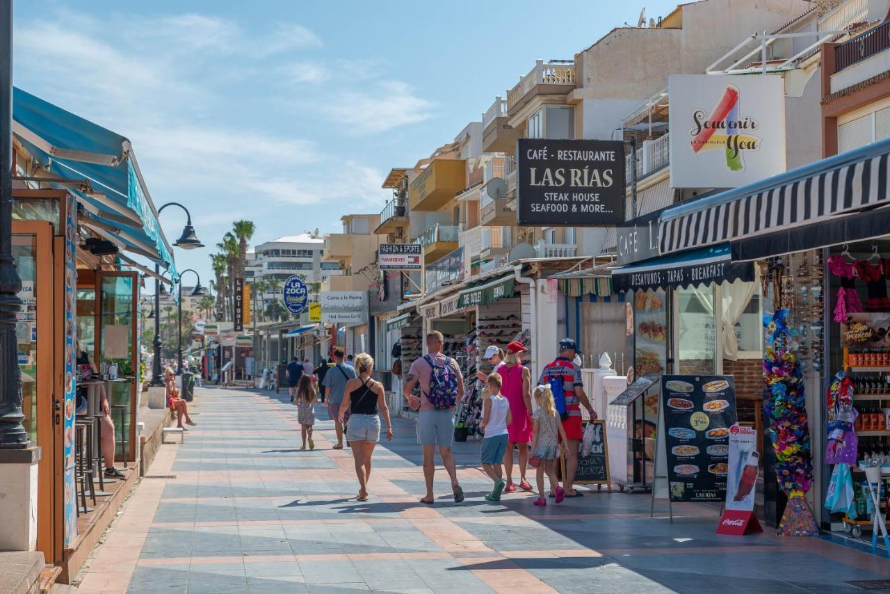 Homeforguest Bright Studio In La Carihuela Near The Beach Torremolinos Buitenkant foto