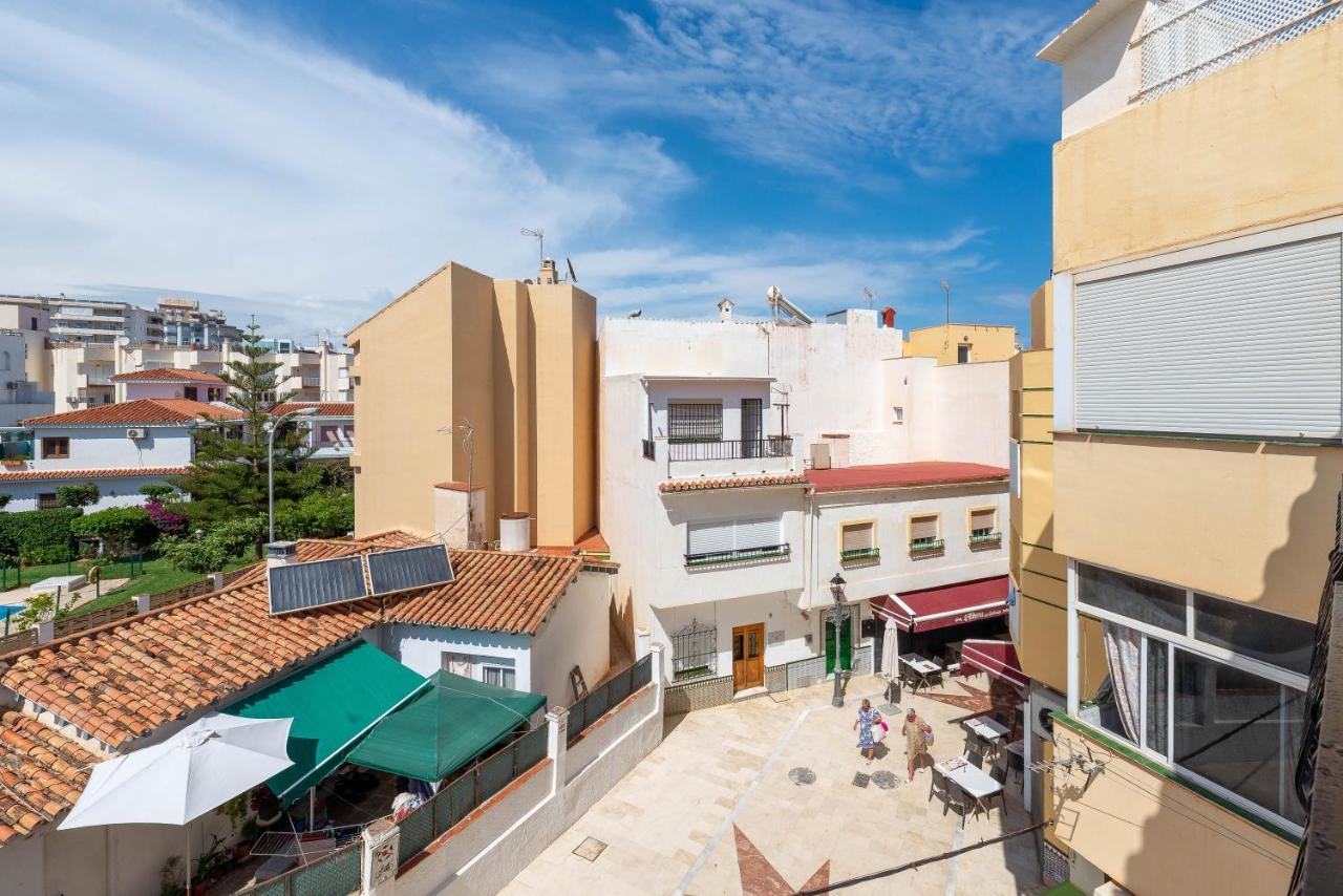Homeforguest Bright Studio In La Carihuela Near The Beach Torremolinos Buitenkant foto